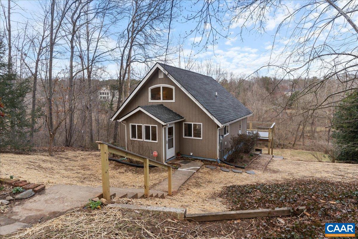 203 Logtrac Rd Property Photo