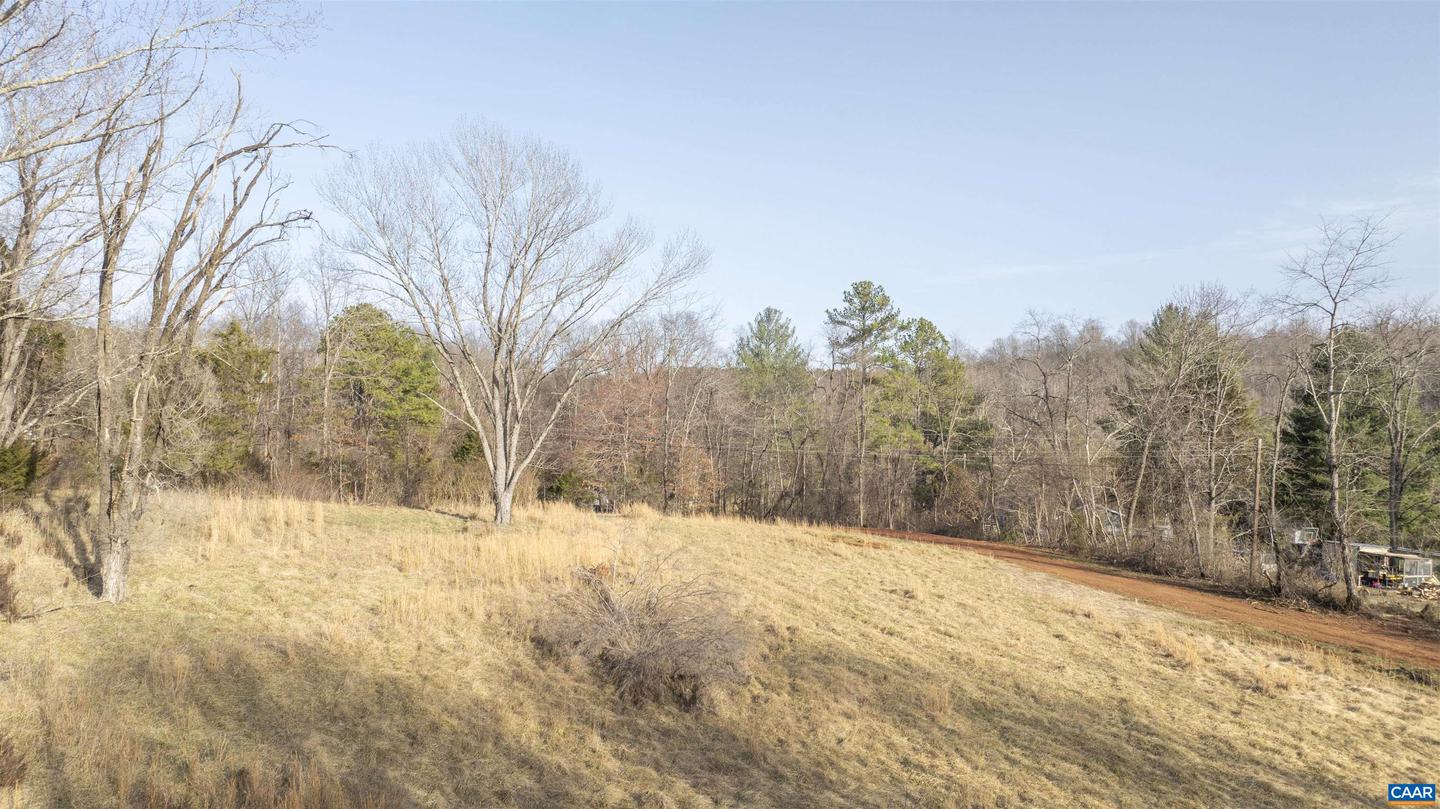 704 Grassmere Rd Property Photo