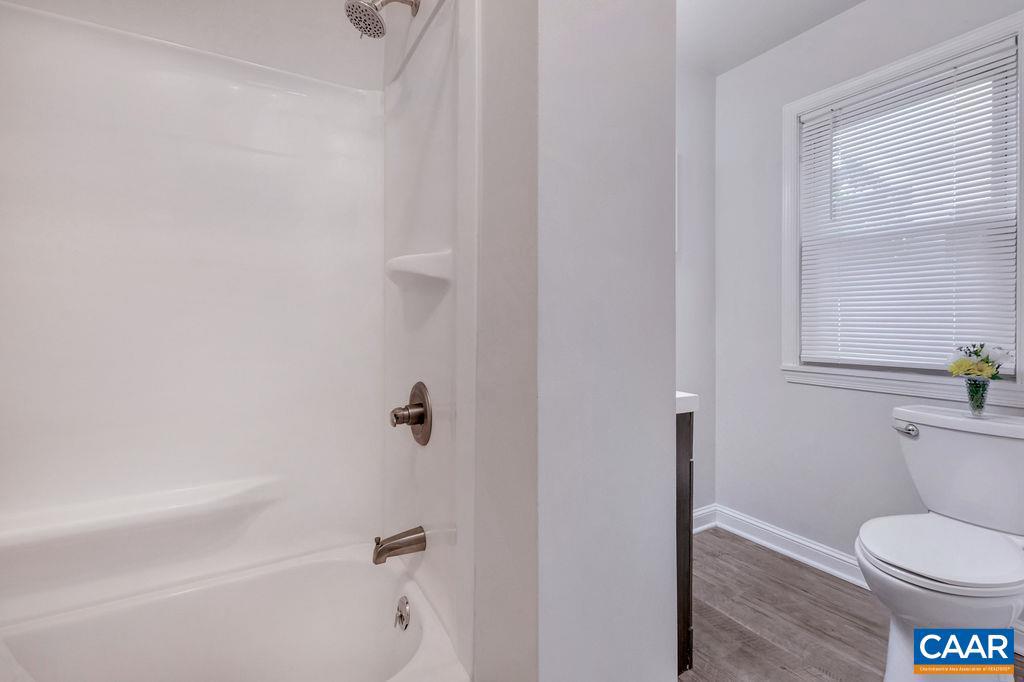 207 Douglas Ave Property Photo 57