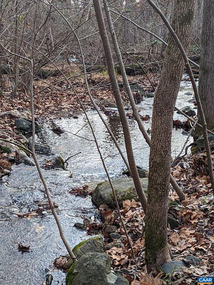 2005 Upper Stony Run Property Photo 3