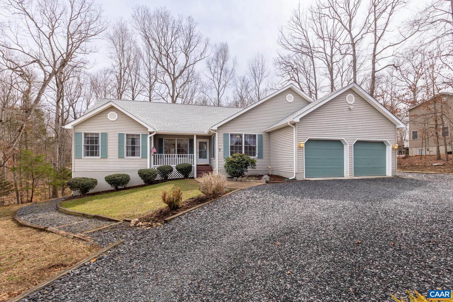 7 Sassafras Rd Property Photo