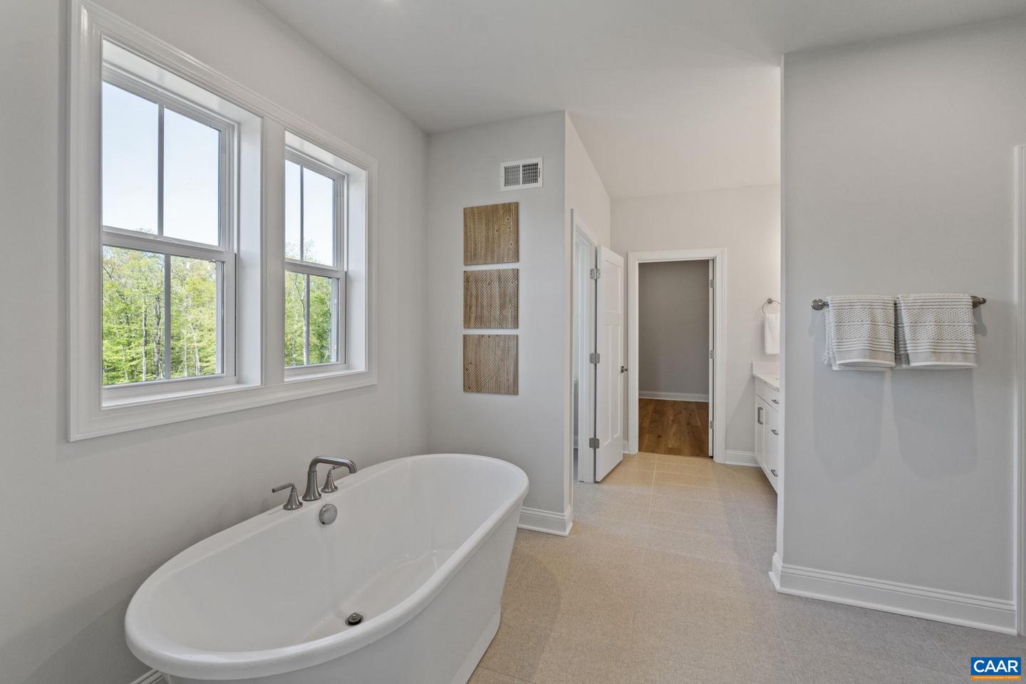 22 Farrow Cove Property Photo 25