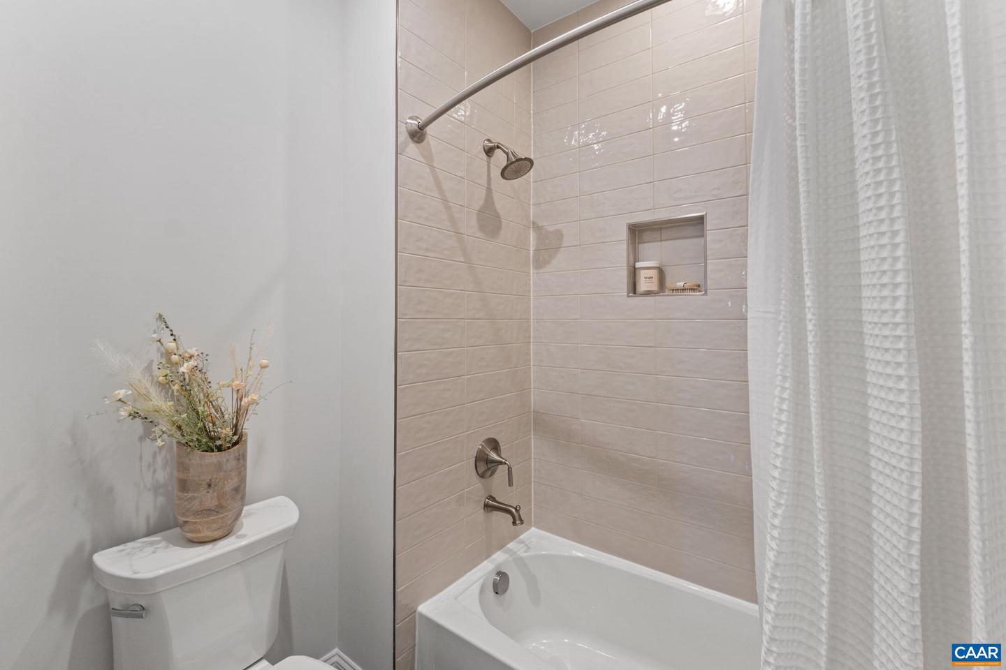 22 Farrow Cove Property Photo 36