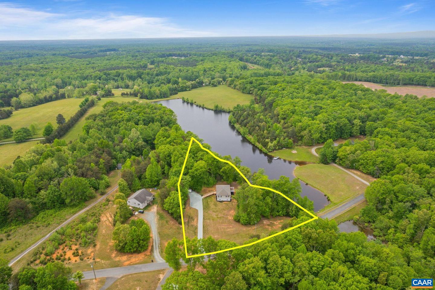 474 Lake Rd Property Photo