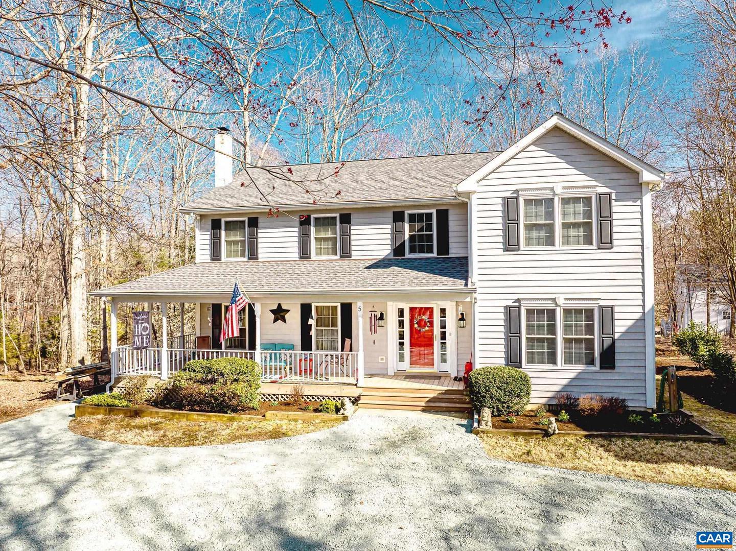 5 Chatham Ln Property Photo