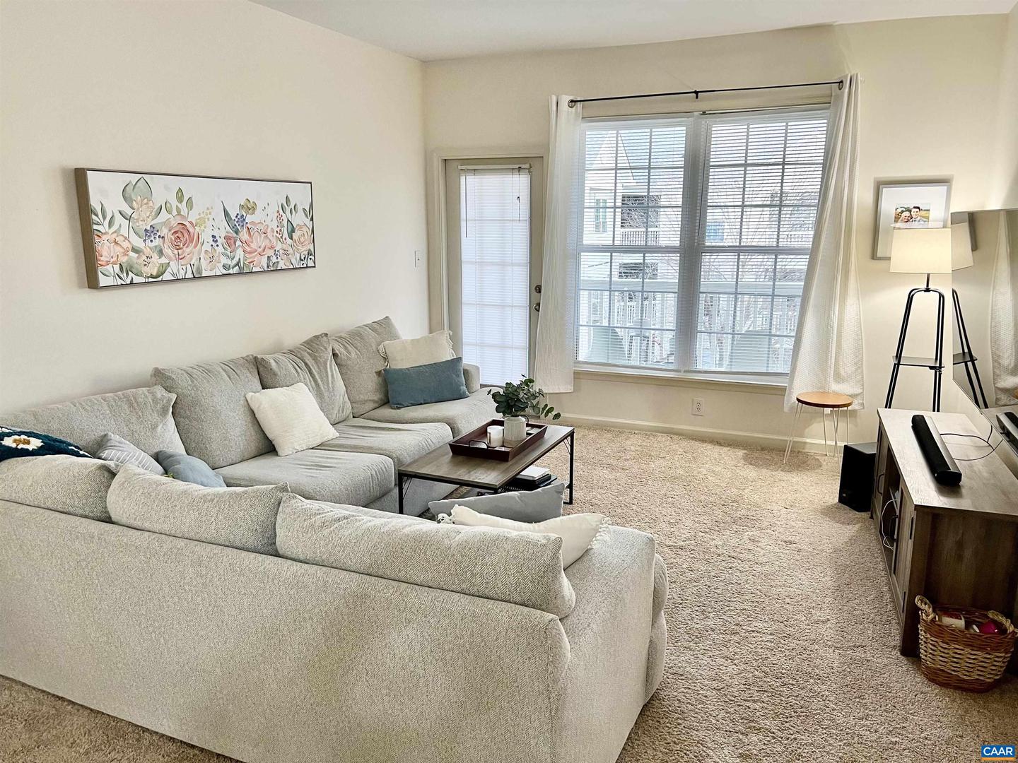 280 Riverbend Dr #4a Property Photo 1