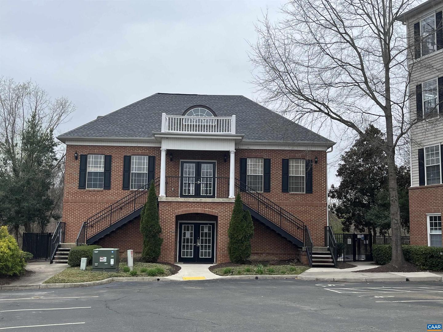 280 Riverbend Dr #4a Property Photo 15