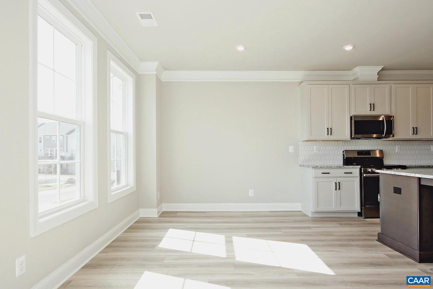 2413 Anlee Rd #a Property Photo 3