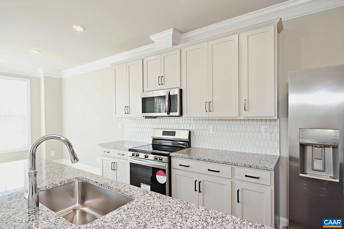 2413 Anlee Rd #a Property Photo 6