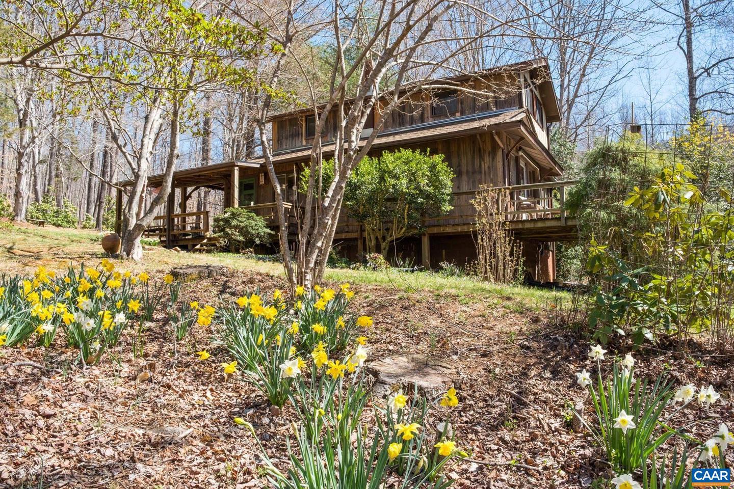 2839 Old Roberts Mountain Rd Property Photo