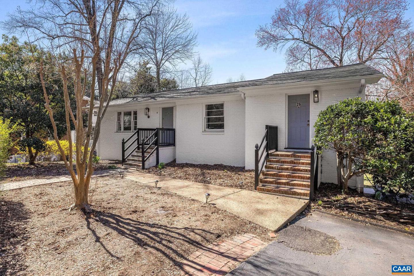 26 University Cir Property Photo 3