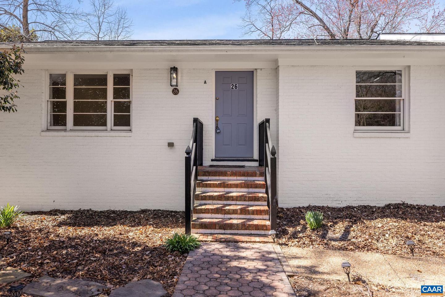 26 University Cir Property Photo 5