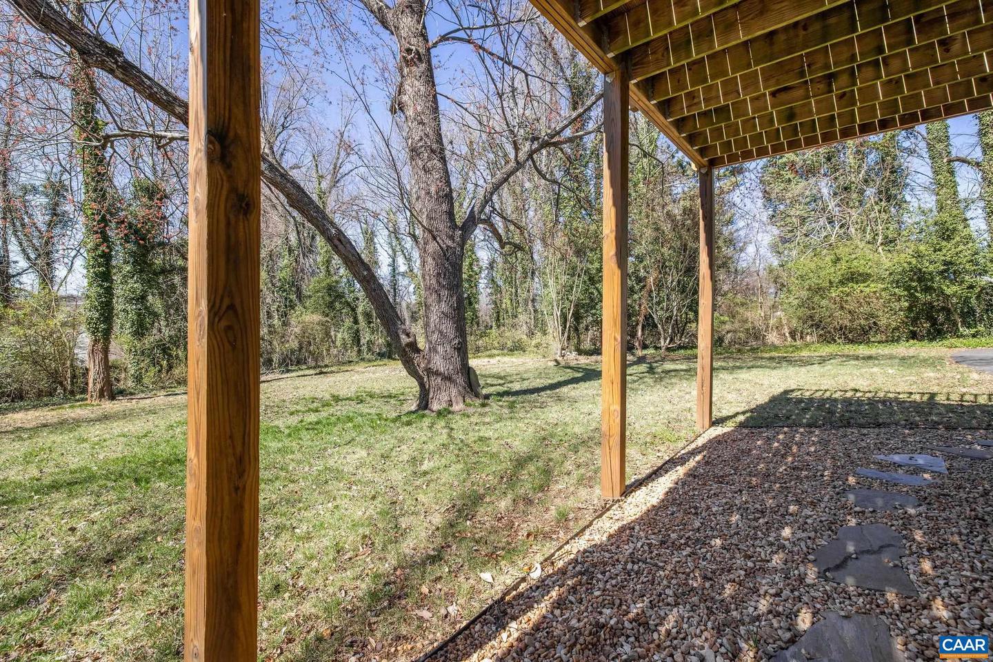 26 University Cir Property Photo 11
