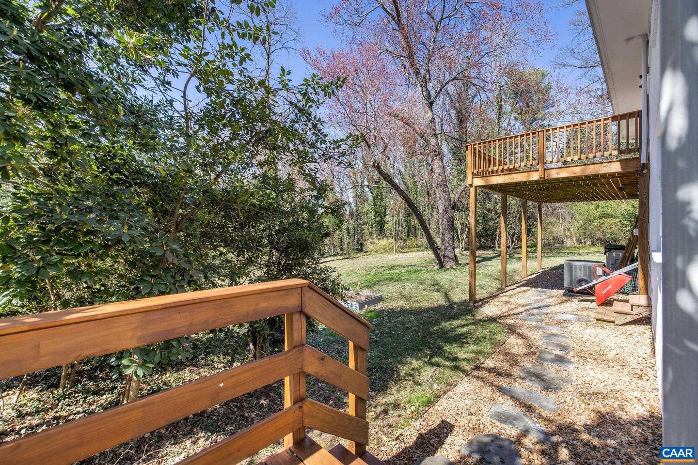26 University Cir Property Photo 14