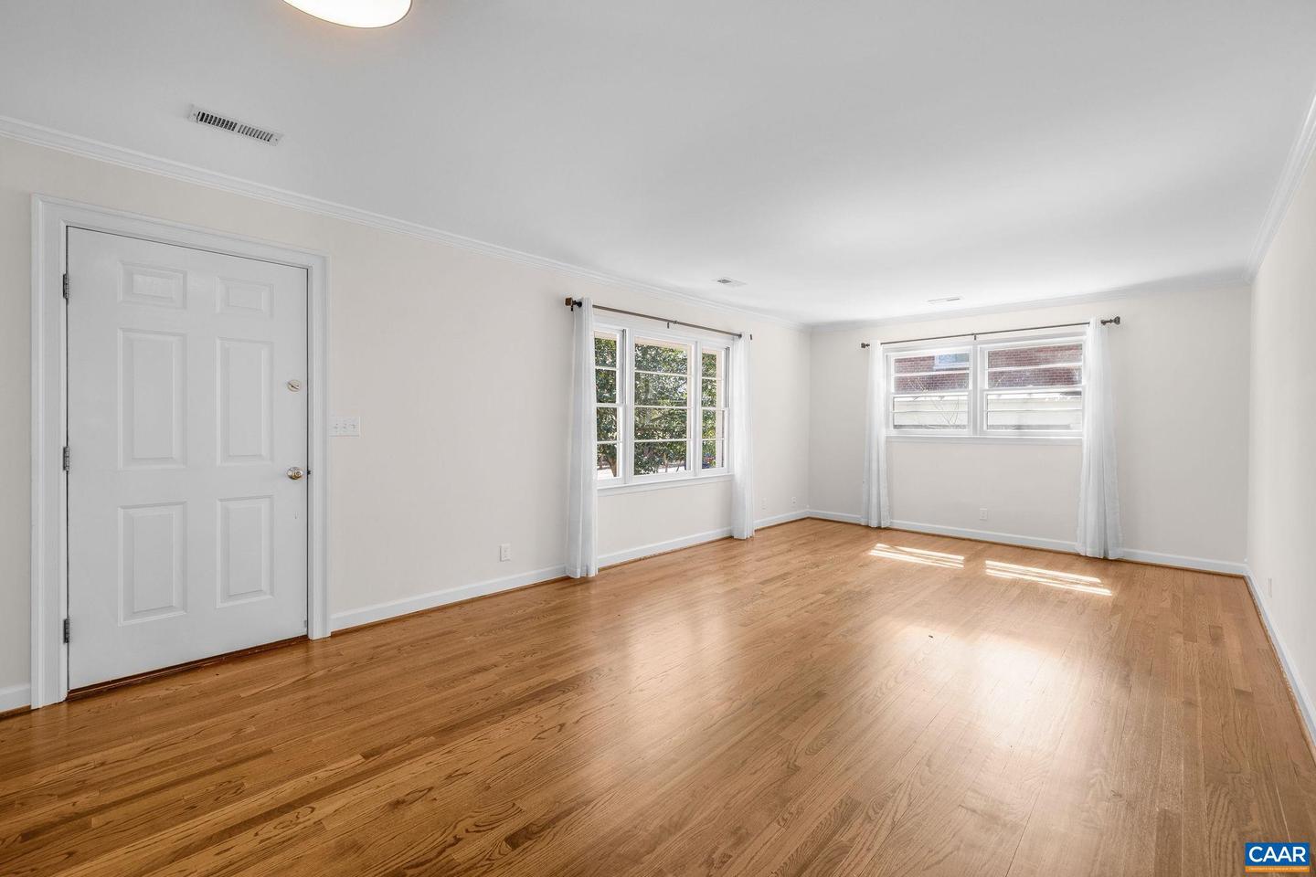26 University Cir Property Photo 20