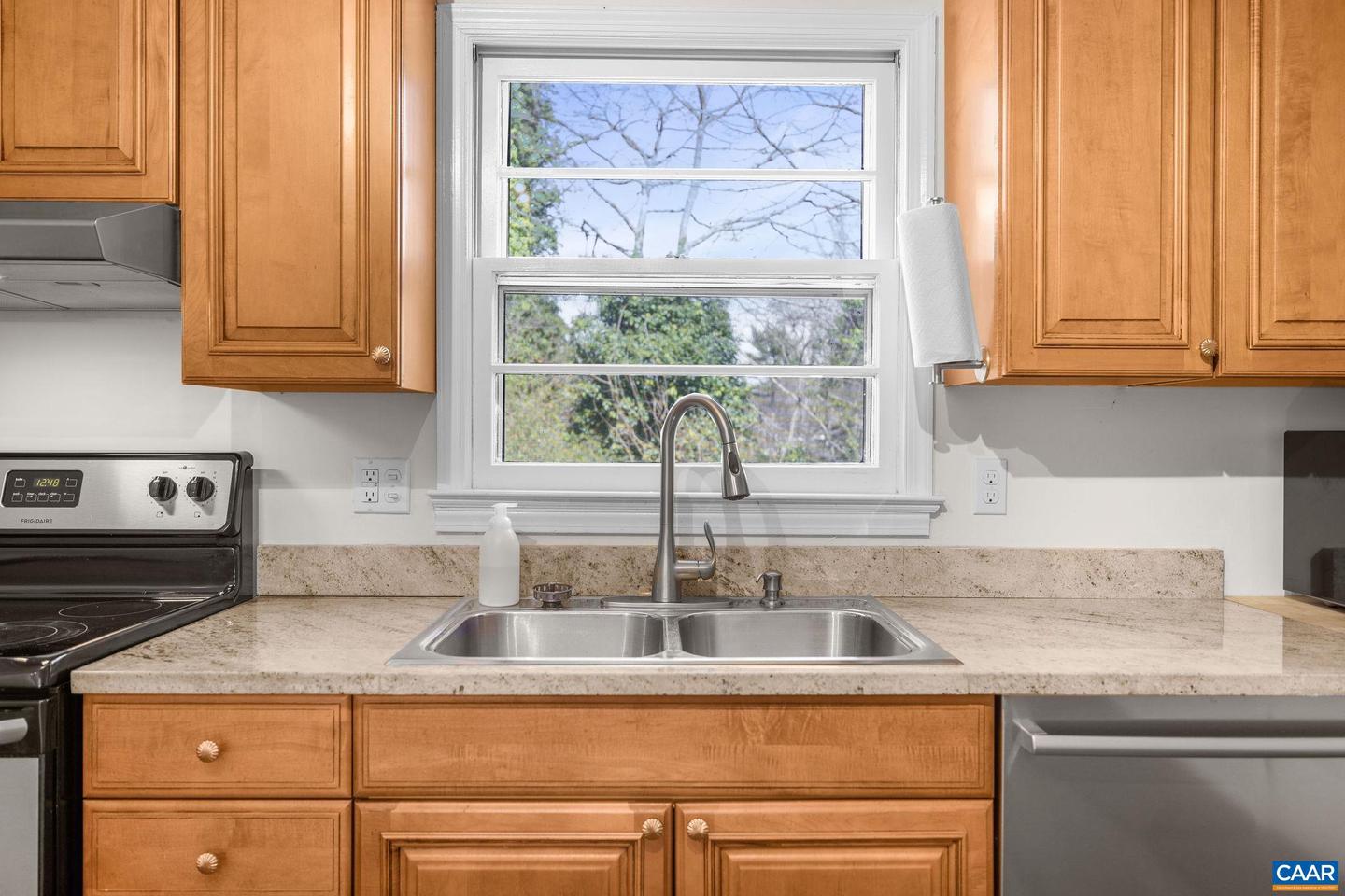 26 University Cir Property Photo 26