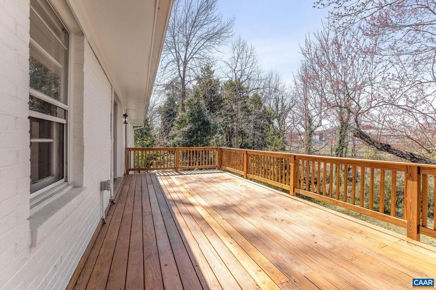 26 University Cir Property Photo 35