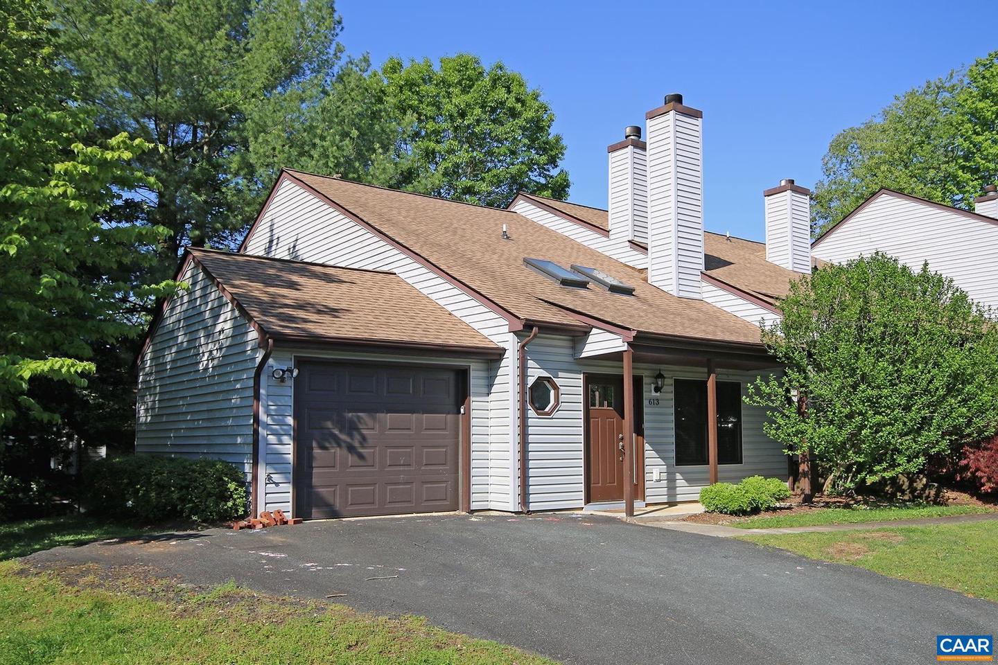 613 Whitcover Cir Property Photo 1