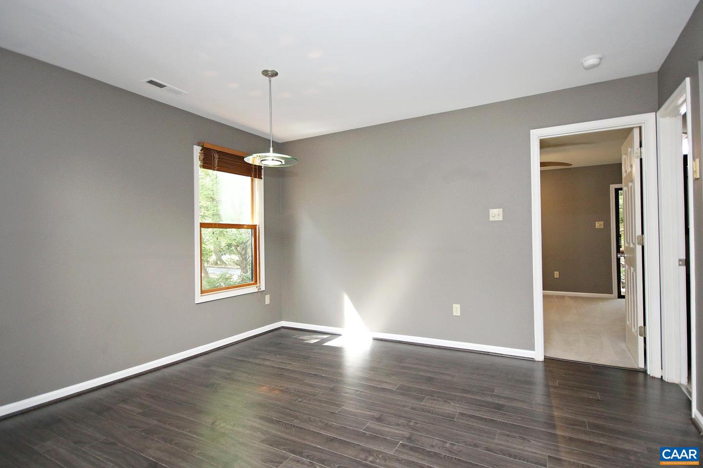 613 Whitcover Cir Property Photo 7