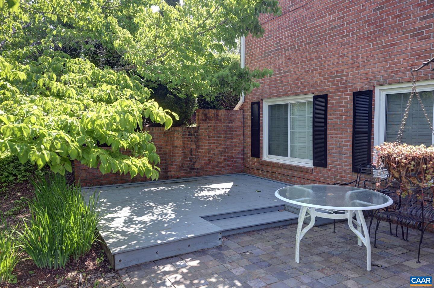 843 Campbell Rd Property Photo 36