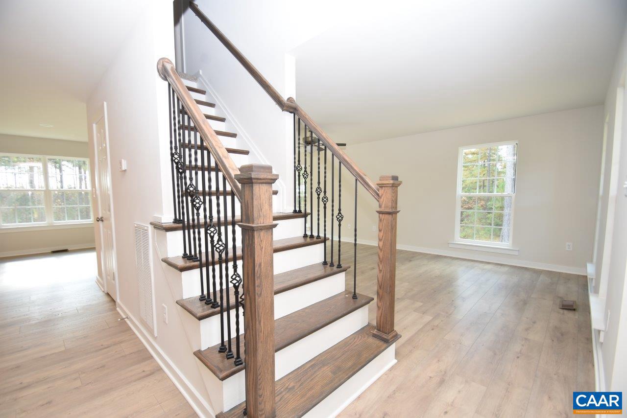 927 Jefferson Dr #lm 279/1 Property Photo 7