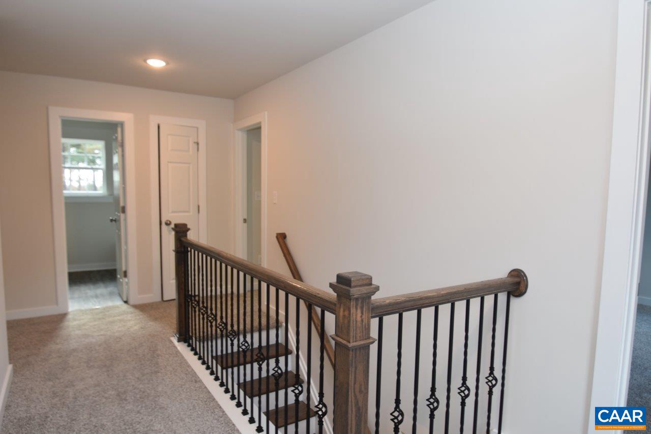 927 Jefferson Dr #lm 279/1 Property Photo 8