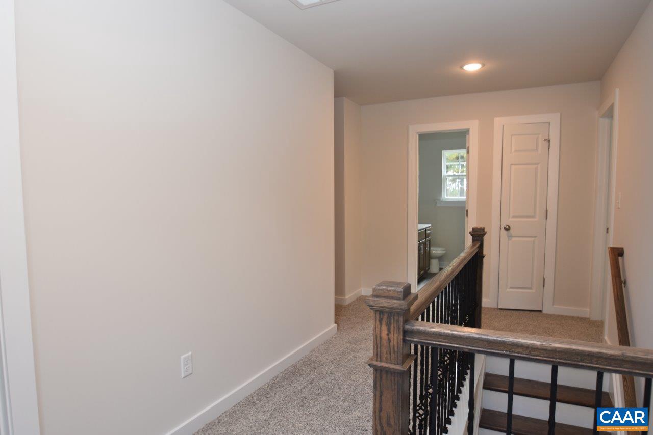 927 Jefferson Dr #lm 279/1 Property Photo 9