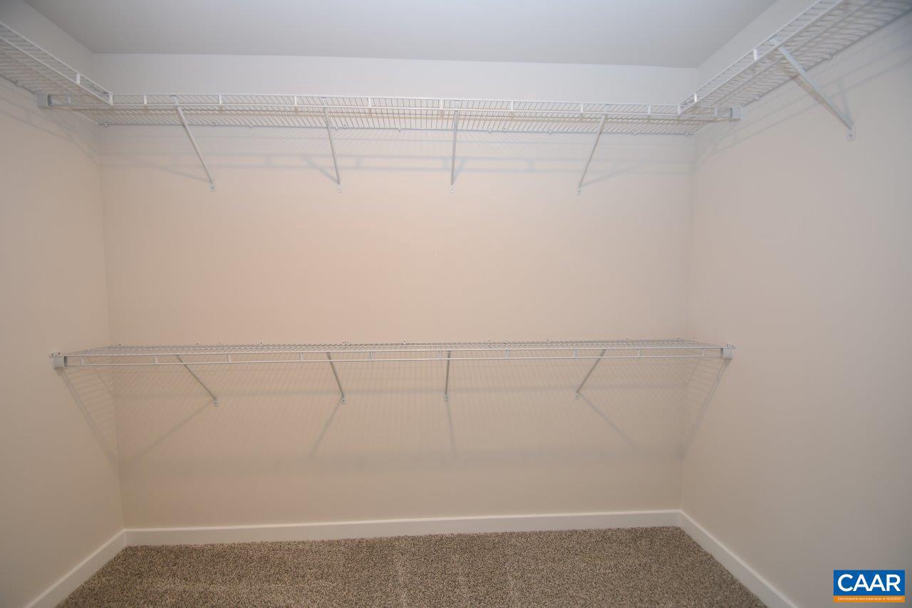 927 Jefferson Dr #lm 279/1 Property Photo 13