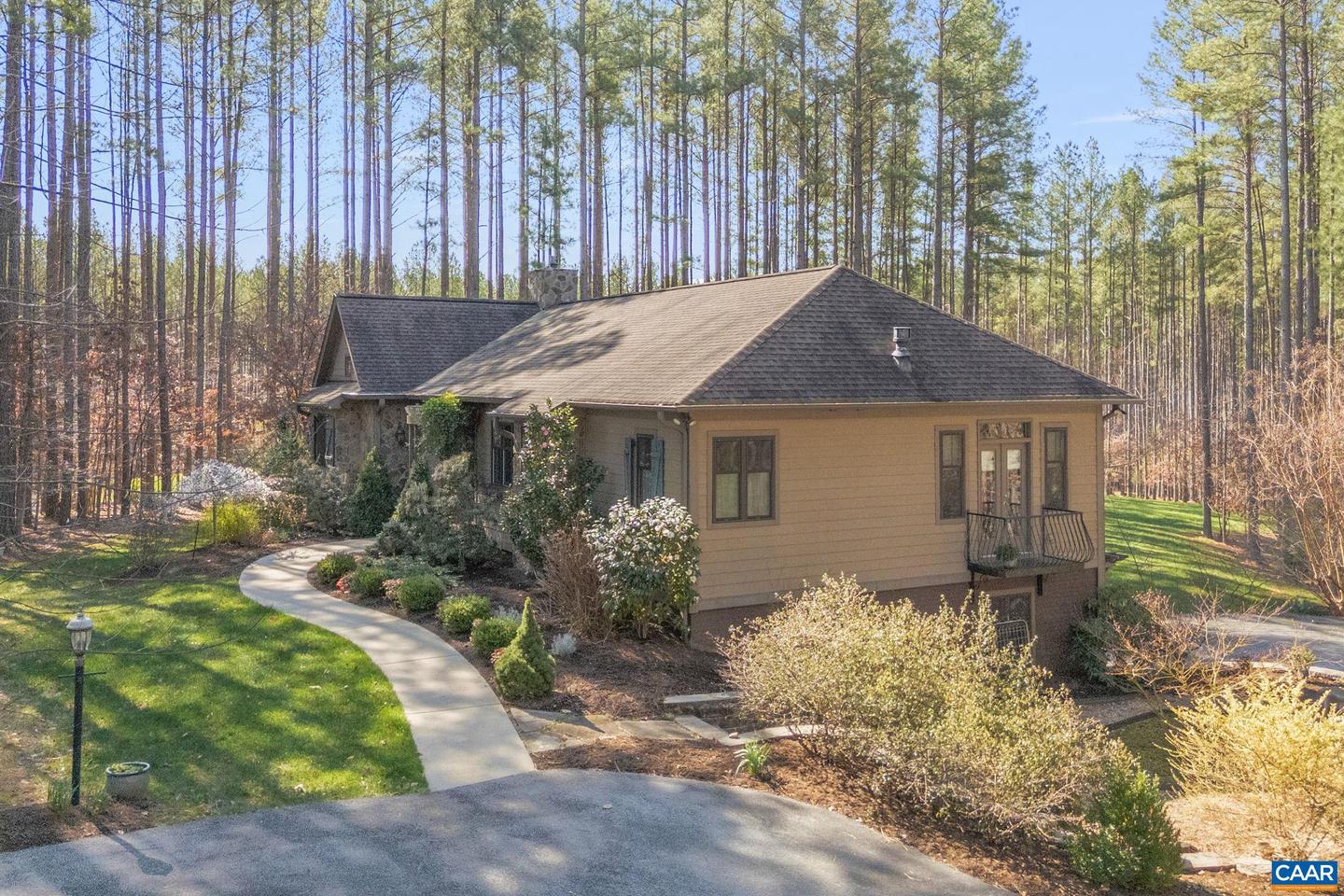 542 Country Creek Way Property Photo 1