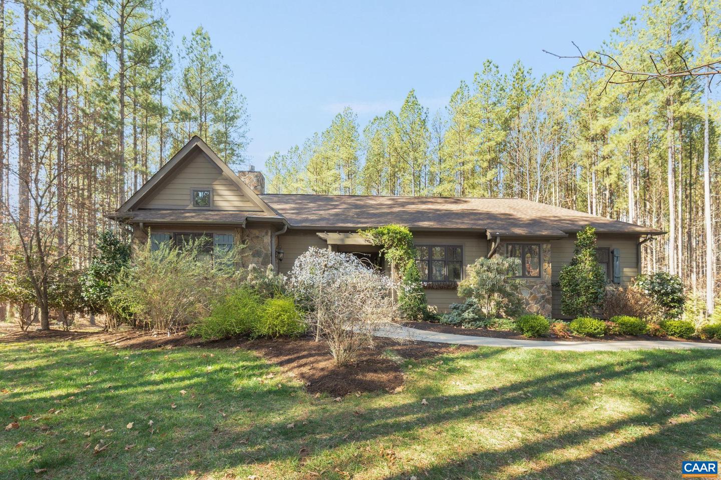 542 Country Creek Way Property Photo 4