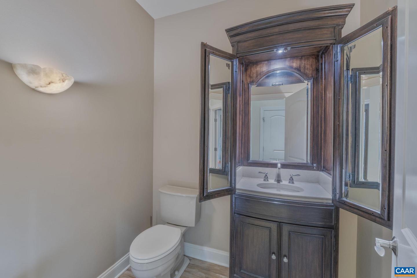 542 Country Creek Way Property Photo 11