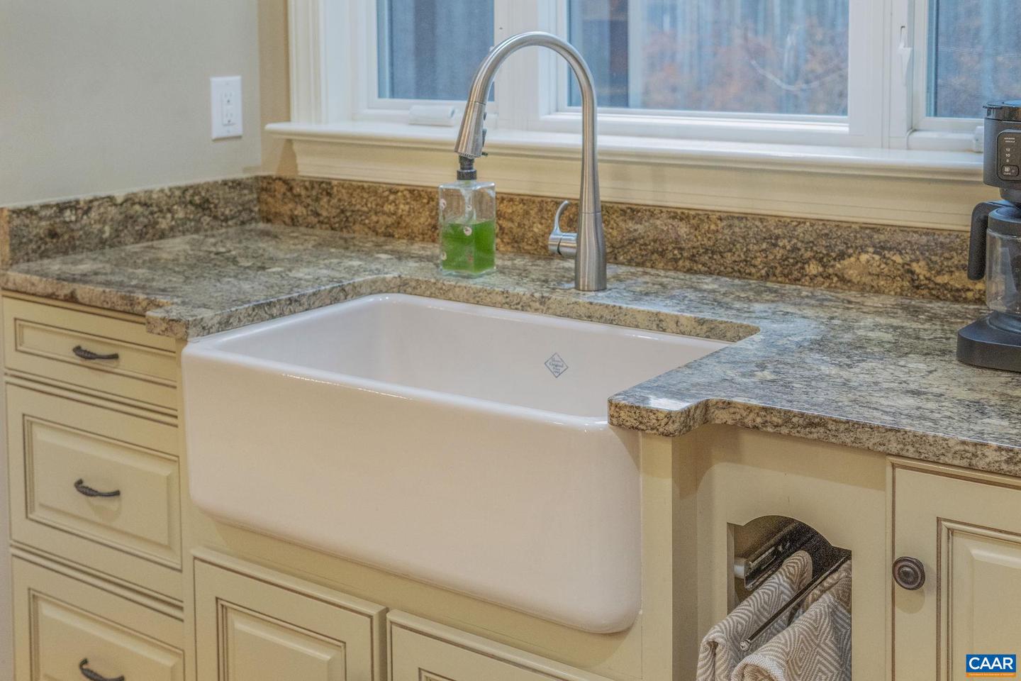 542 Country Creek Way Property Photo 14