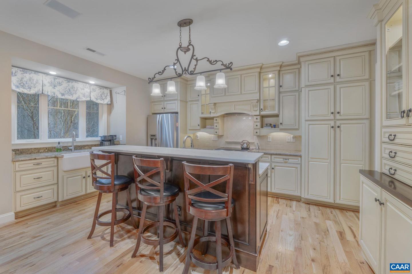 542 Country Creek Way Property Photo 16