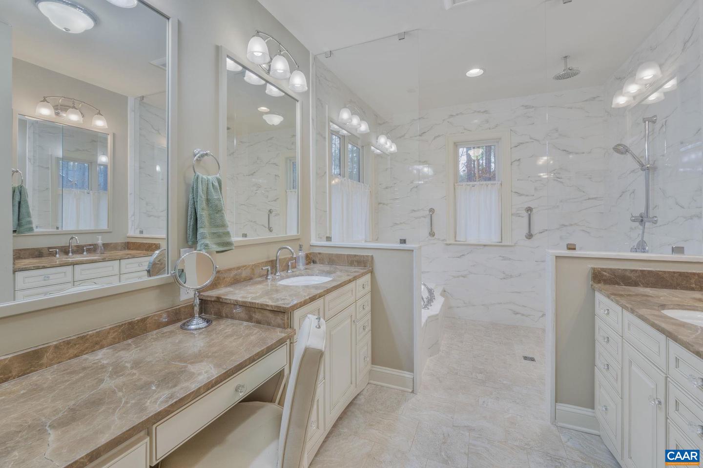 542 Country Creek Way Property Photo 38