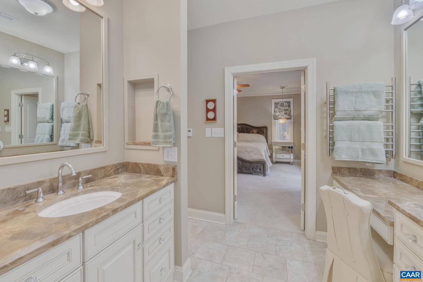 542 Country Creek Way Property Photo 41