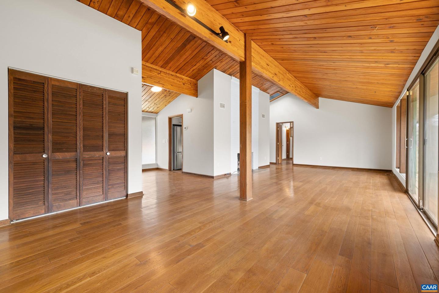 108 Northwest Ln Property Photo 10