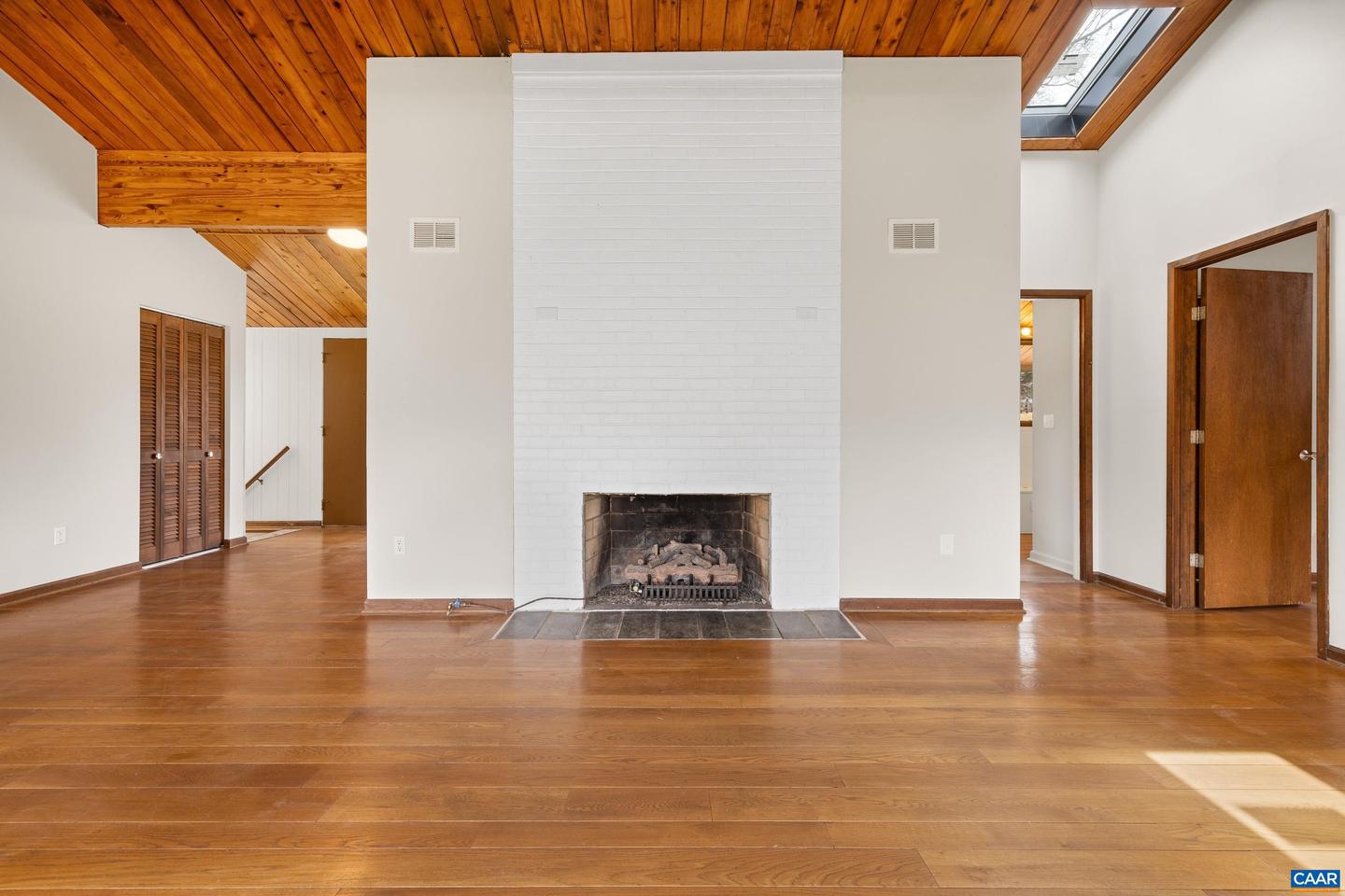 108 Northwest Ln Property Photo 11