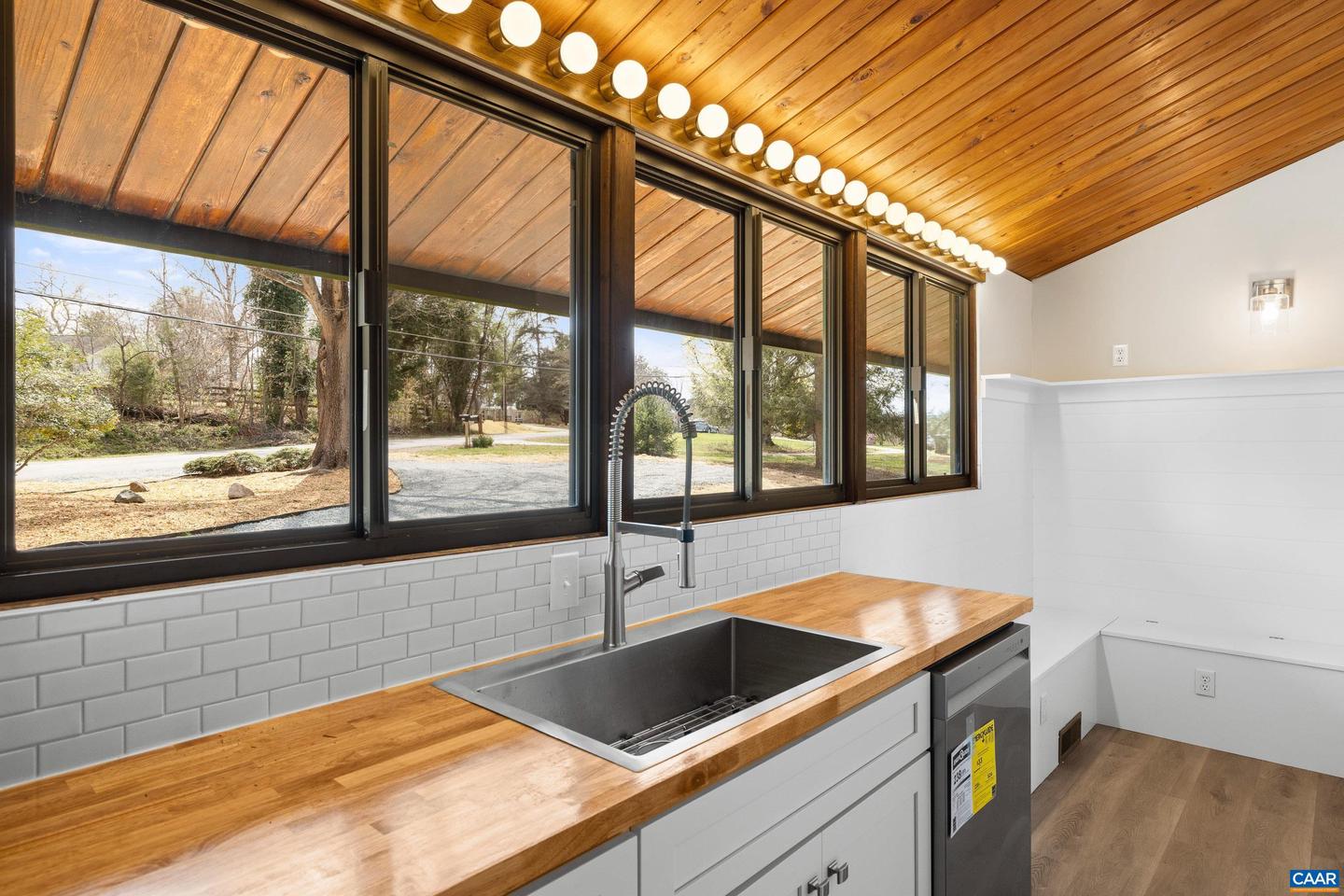 108 Northwest Ln Property Photo 18