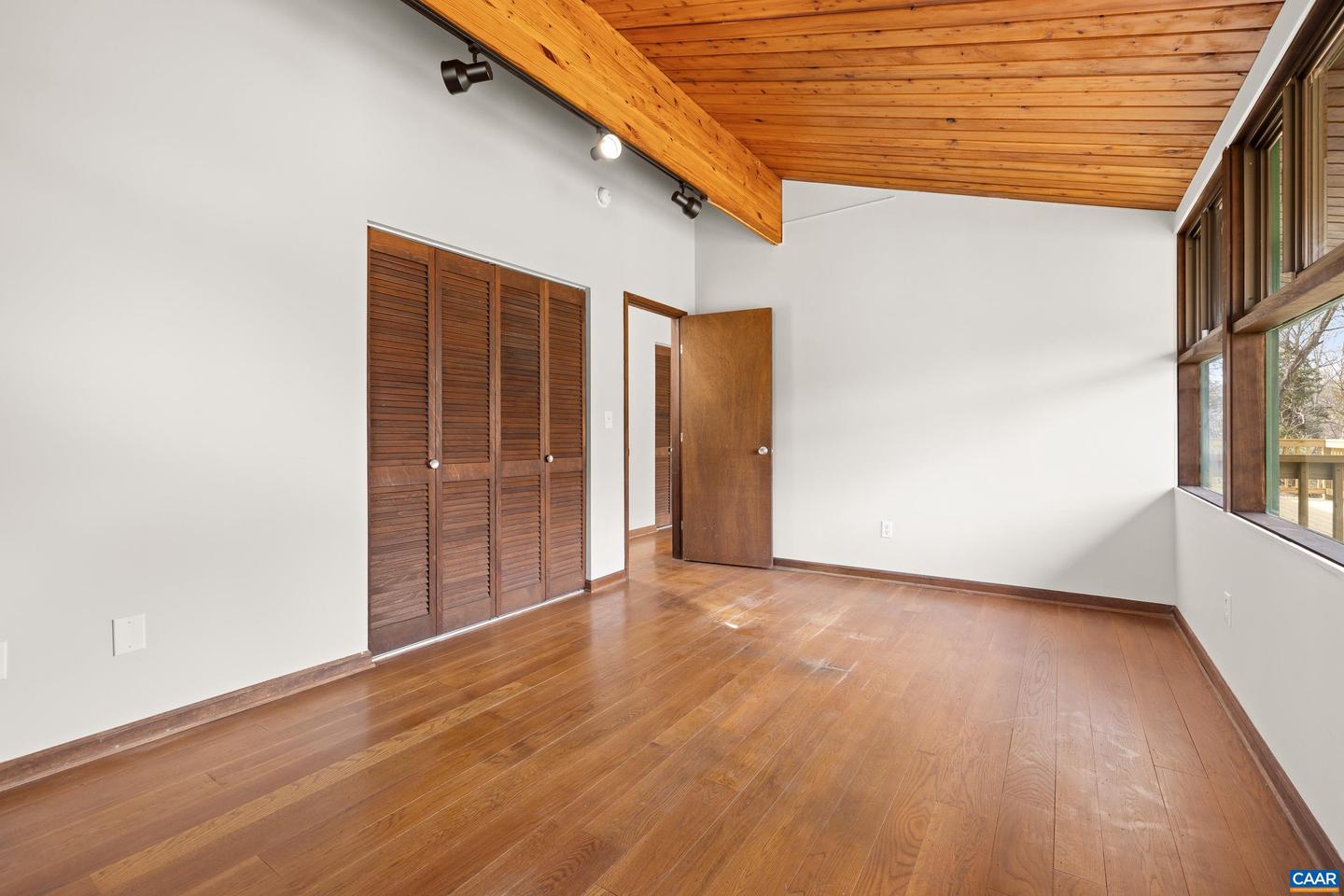 108 Northwest Ln Property Photo 26