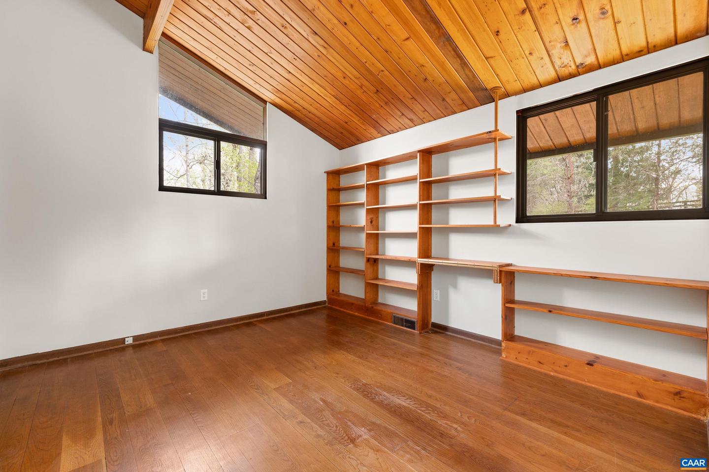 108 Northwest Ln Property Photo 27