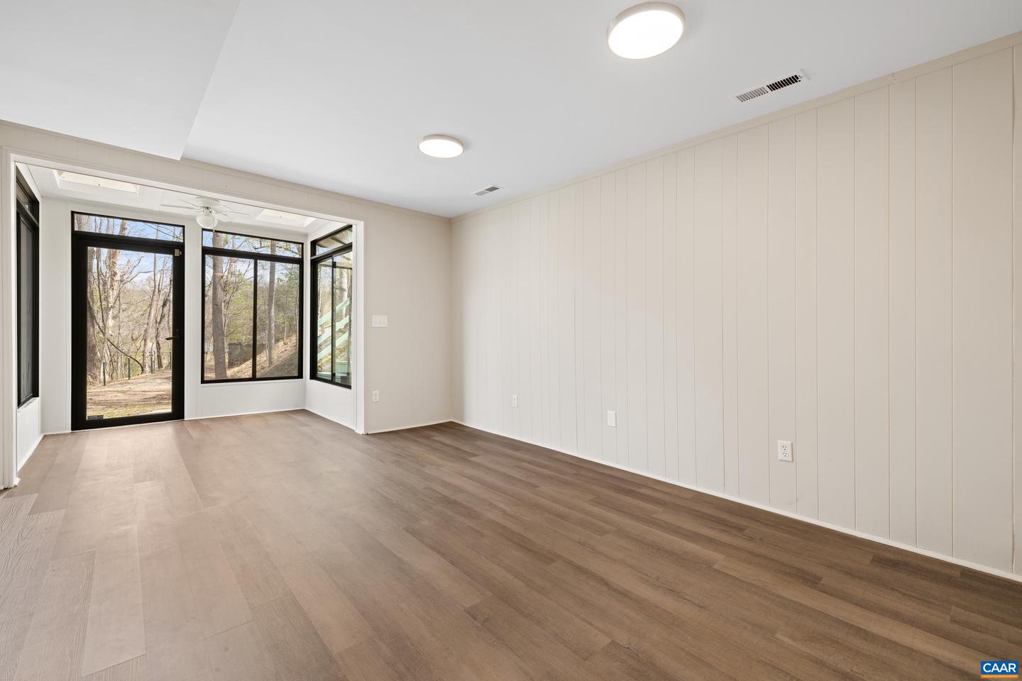 108 Northwest Ln Property Photo 30