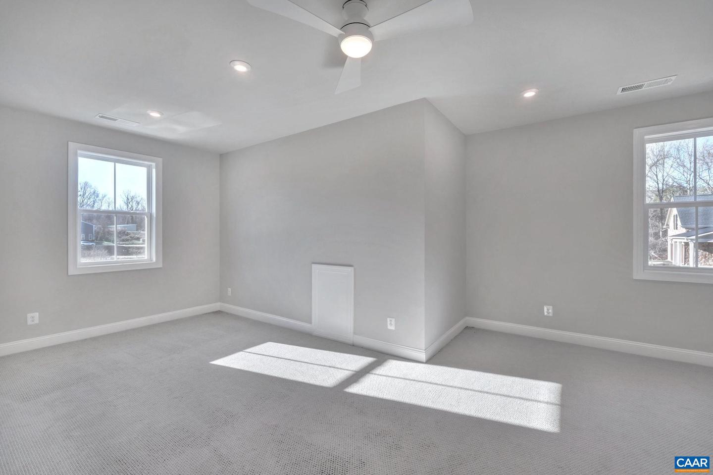 1286 Farrow Dr Property Photo 32