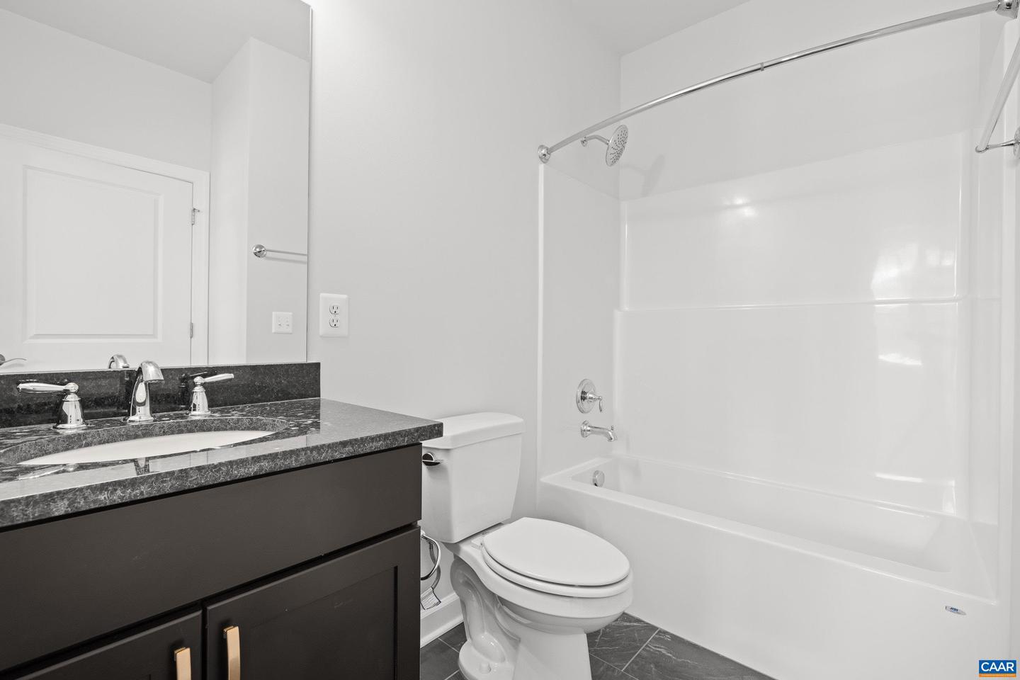33 Whisperwood Ct Property Photo 12