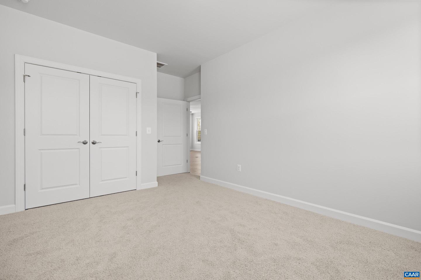 33 Whisperwood Ct Property Photo 37