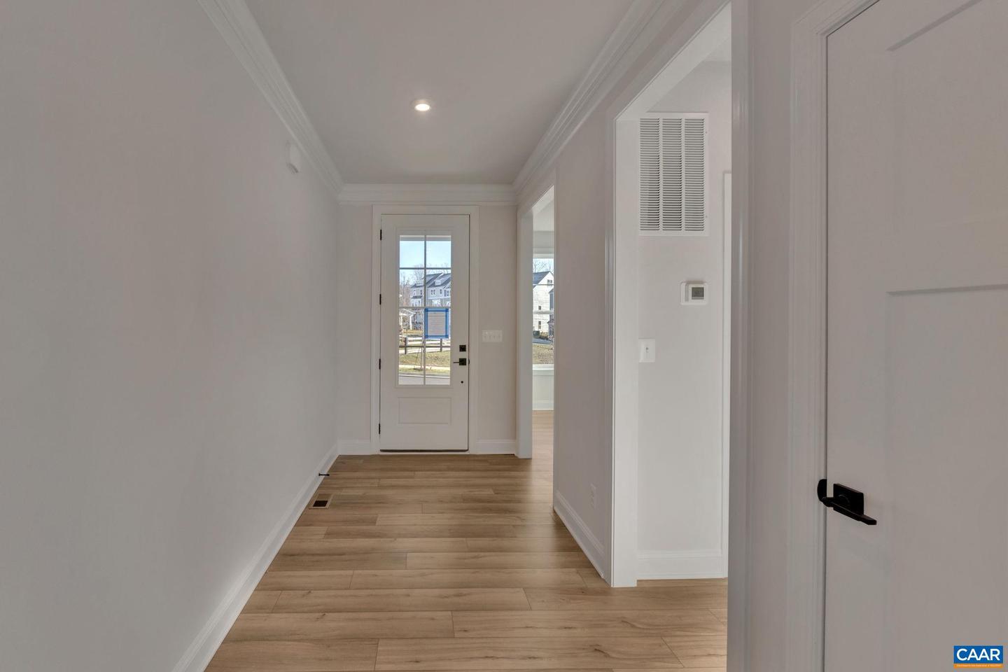 27d Sablewood Dr Property Photo 3