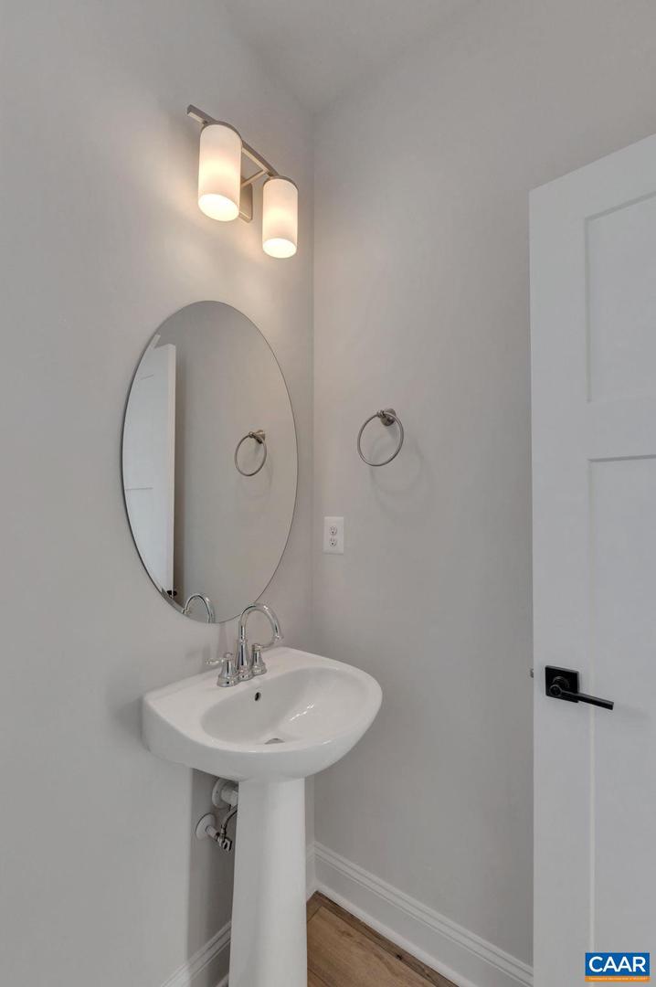 27d Sablewood Dr Property Photo 7