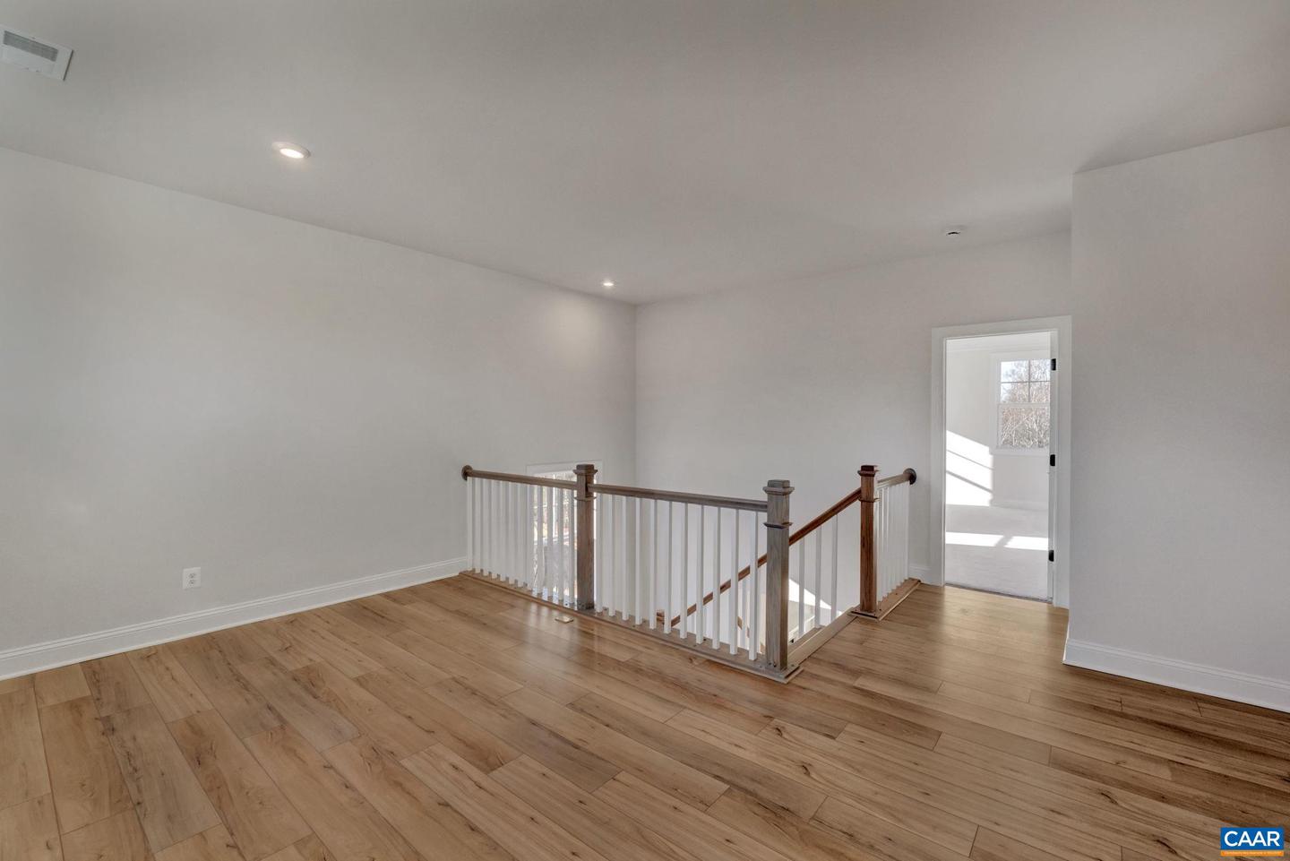 27d Sablewood Dr Property Photo 22