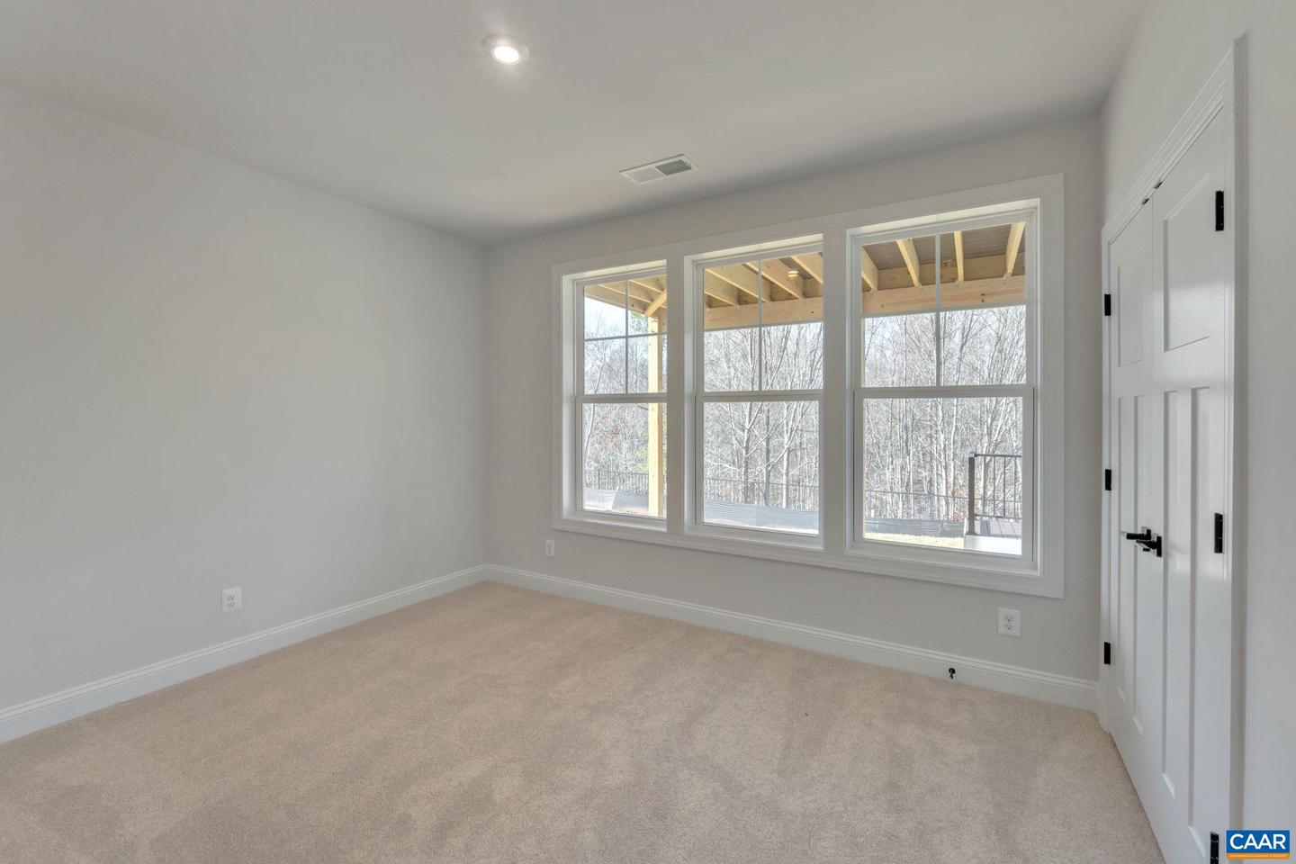 27d Sablewood Dr Property Photo 36