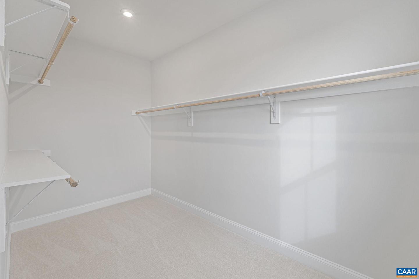 27b Sablewood Dr Property Photo 17