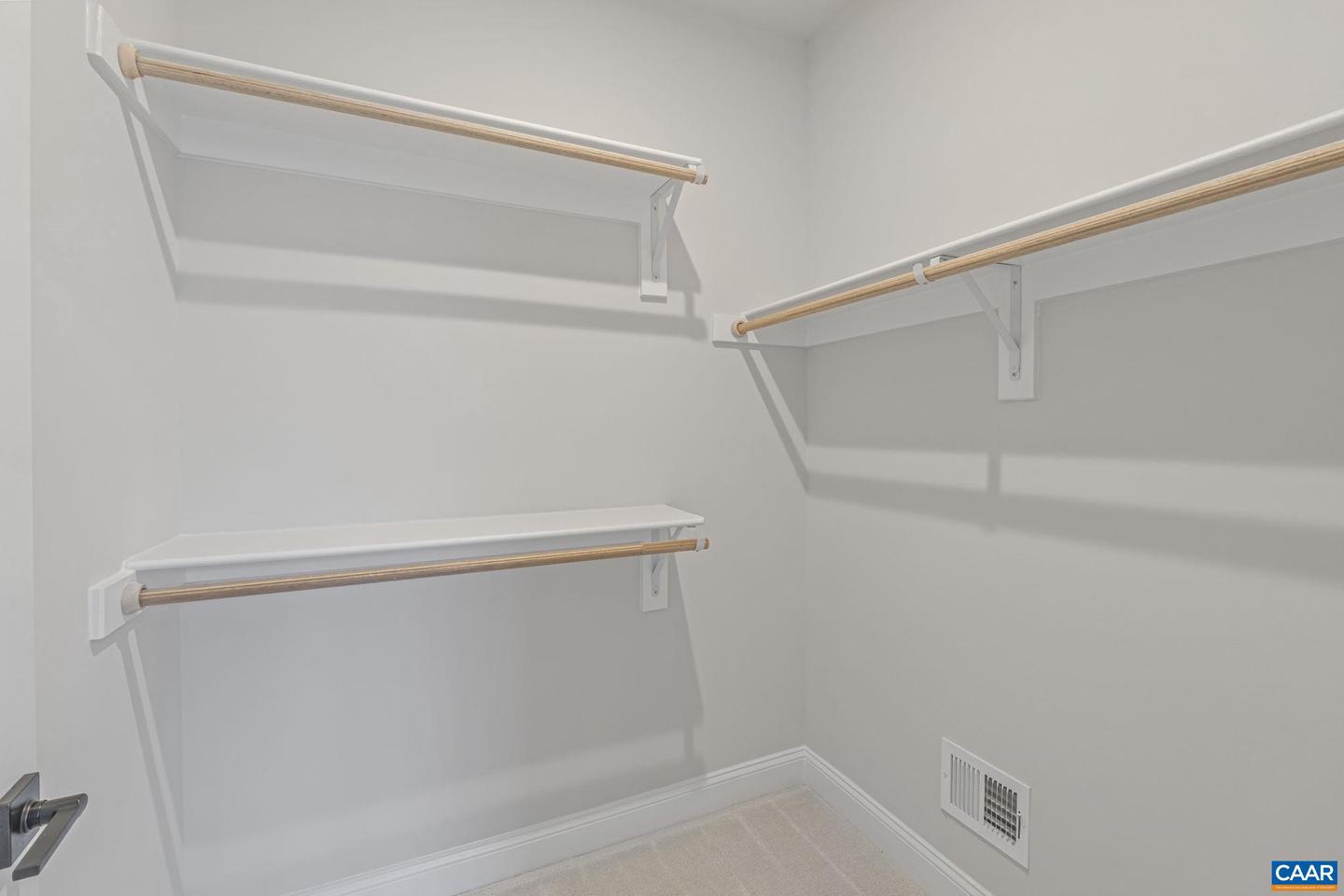 27b Sablewood Dr Property Photo 27